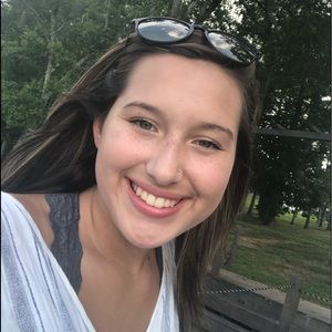 Meet your Posher, Isabella